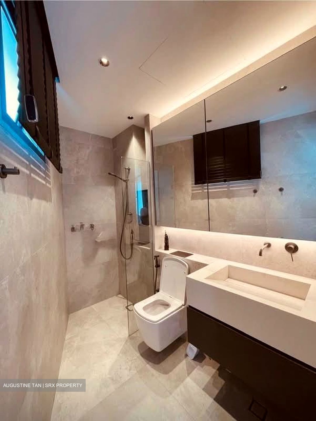 Jalan Kathi (D16), Terrace #587879401